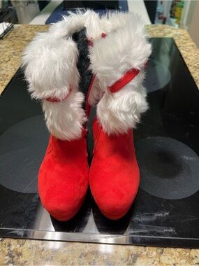 Women's Red Faux-Fur Trim Suede Ankle Heeled Boots